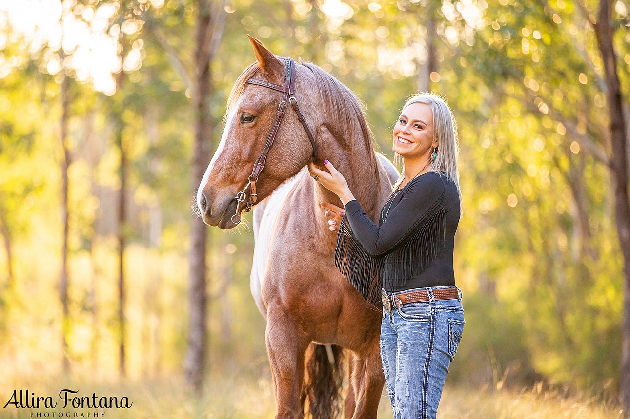 Taleah, Dolly and Strawberry’s photo session at Scheyville National Park 