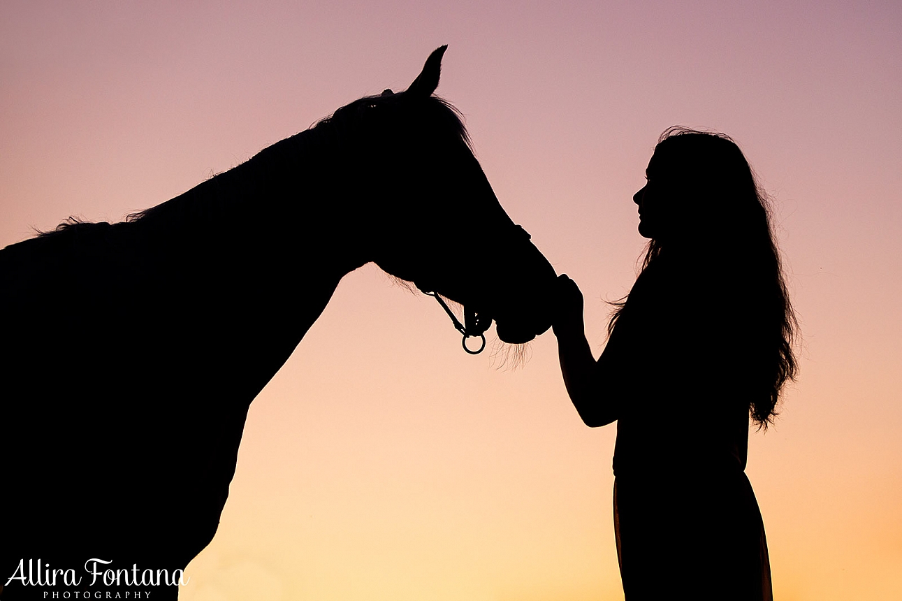 Melissa and Christine's photo session at Scheyville National Park 