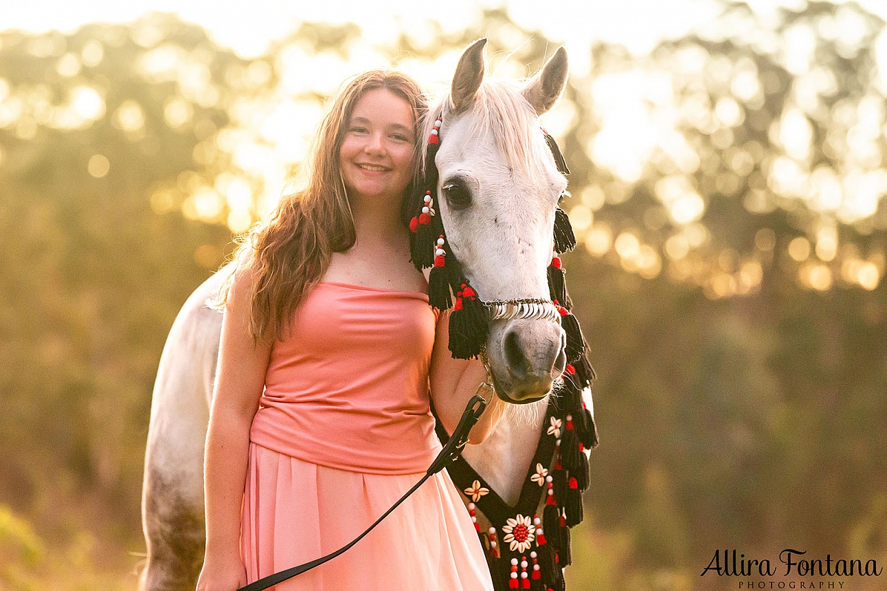 Melissa and Christine's photo session at Scheyville National Park 