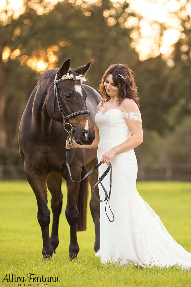 Victoria's wedding photo session at Galston Rural Spots Facility 