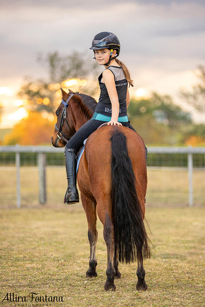 Adrianna and Blinky's photo session at home 