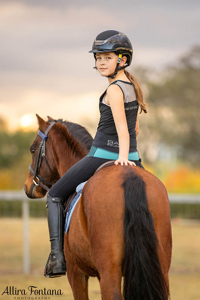 Adrianna and Blinky's photo session at home 