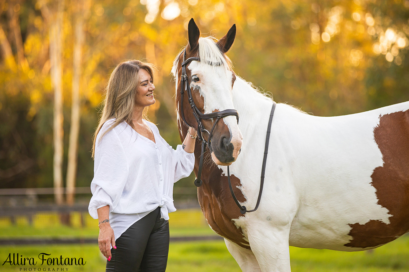 Linda and Batman's photo session at home