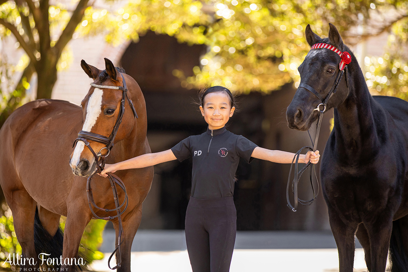 Pippa, Minnie and Georgie's photo session at Centennial Parklands Equestrian Centre