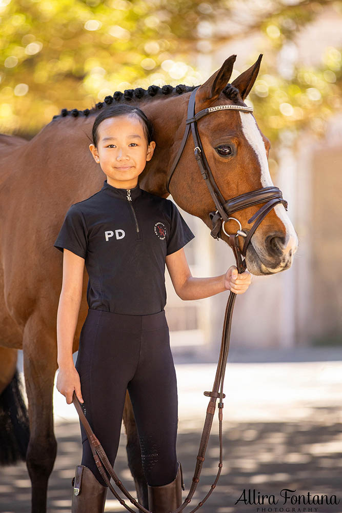 Pippa, Minnie and Georgie's photo session at Centennial Parklands Equestrian Centre
