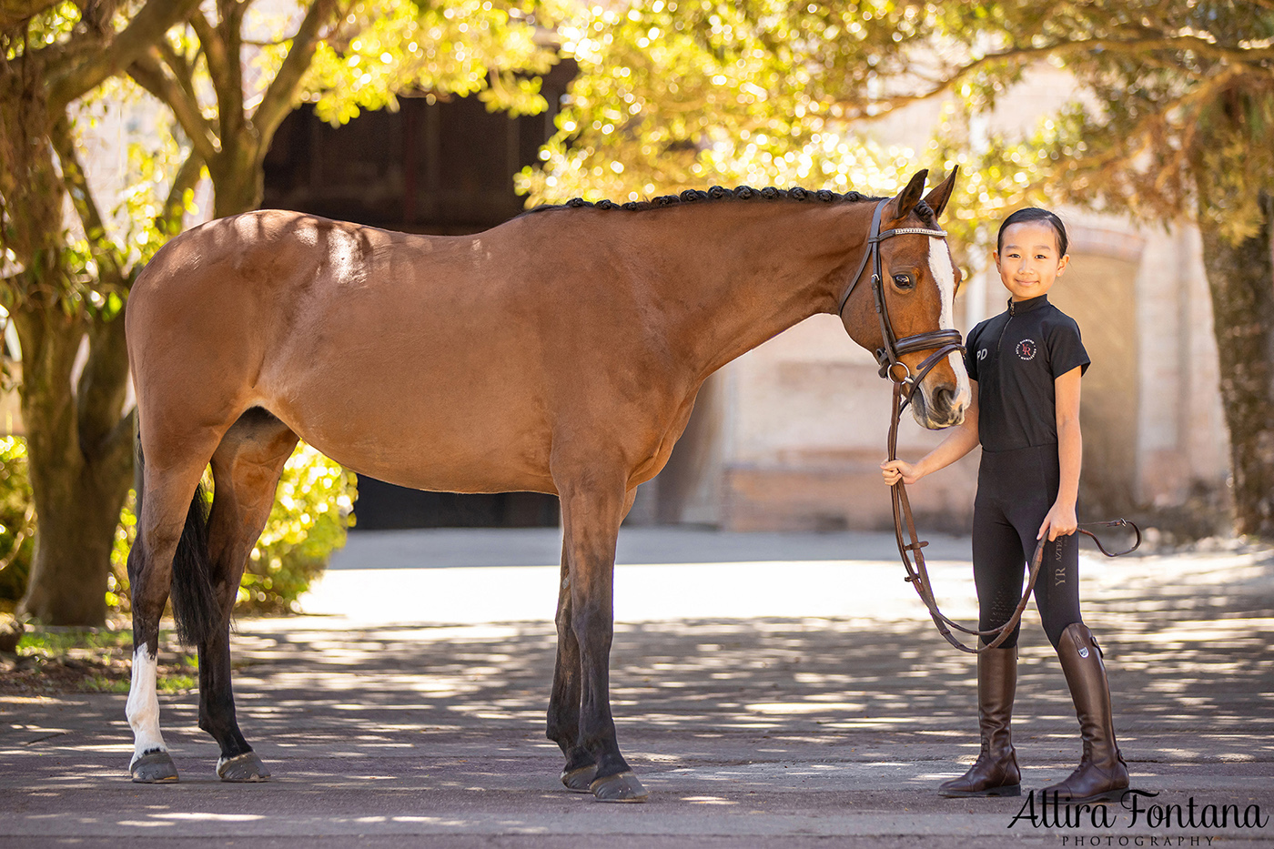 Pippa, Minnie and Georgie's photo session at Centennial Parklands Equestrian Centre